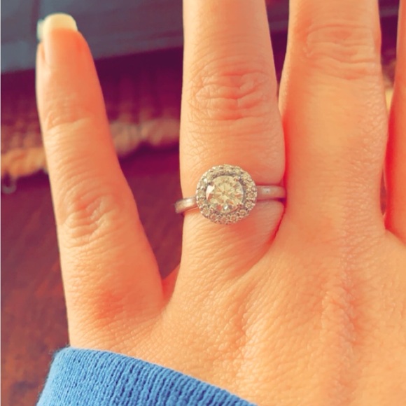 Size 5 Verragio 1 Ct Engagement Ring - Picture 2 of 2